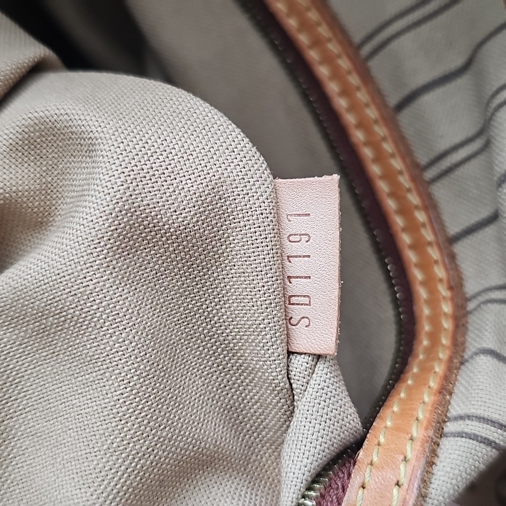 Louis Vuitton Delightful AUTHENTIC. Pm size - Picture 13 of 16